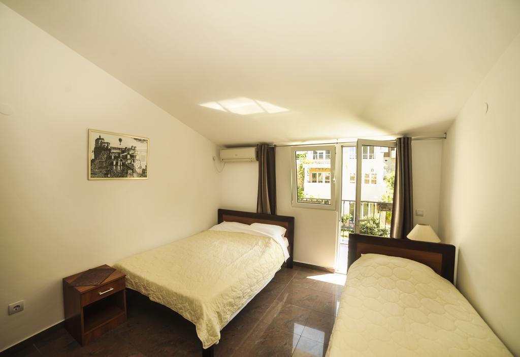 Mijovic Apartments Будва Экстерьер фото