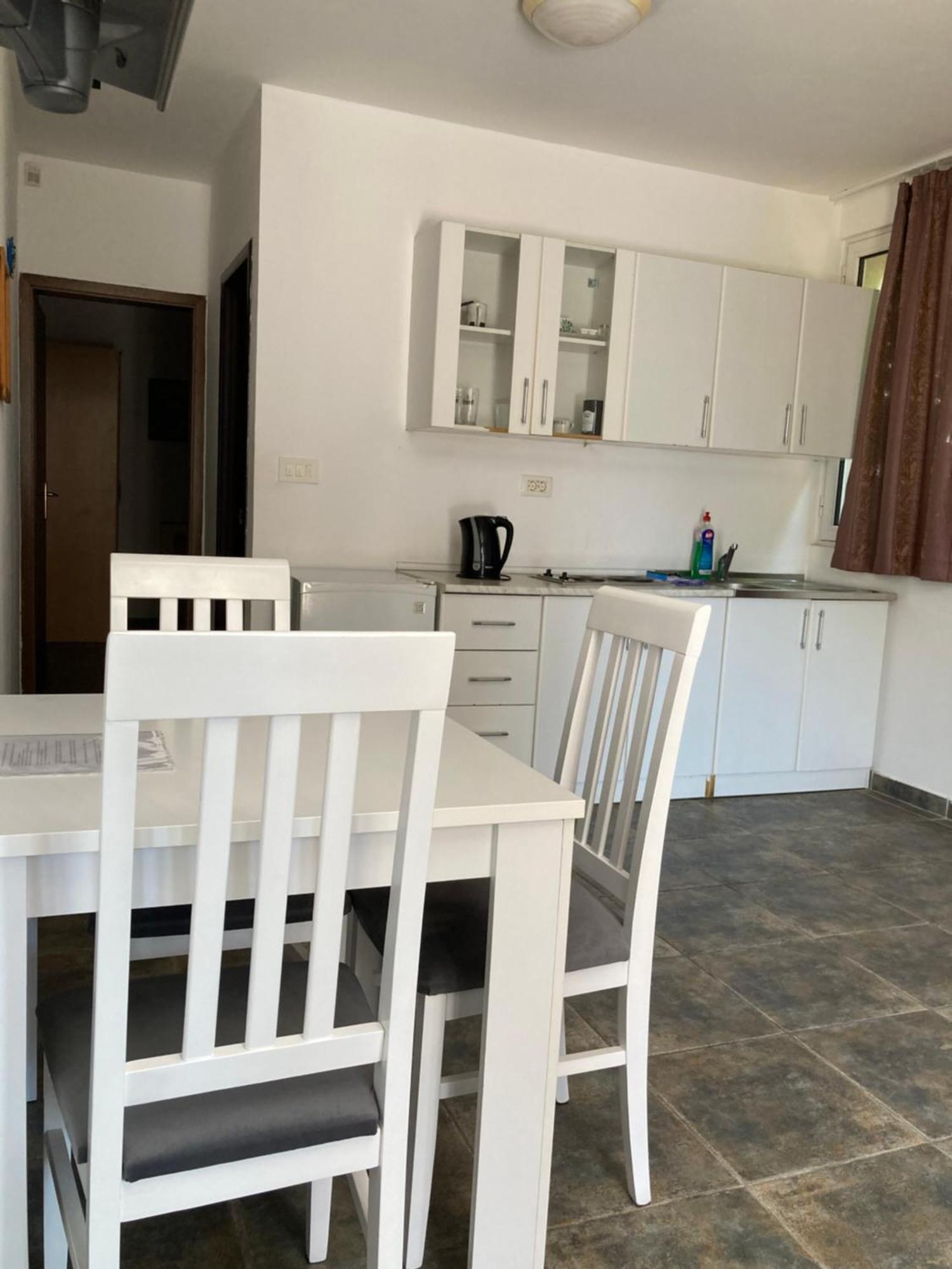 Mijovic Apartments Будва Экстерьер фото